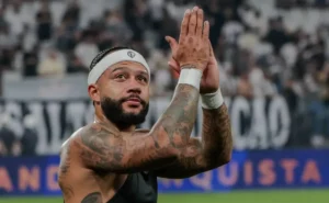 Memphis Depay pode sair do Corinthians antes do previsto